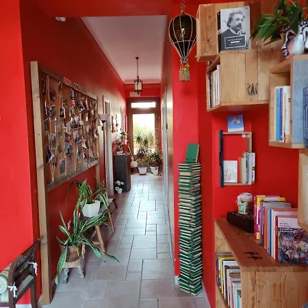 Bed & Breakfast Art Rooms Joyful People *