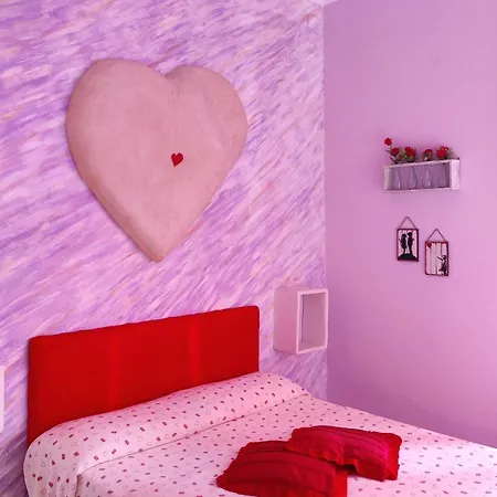 Bed & Breakfast Art Rooms Joyful People *